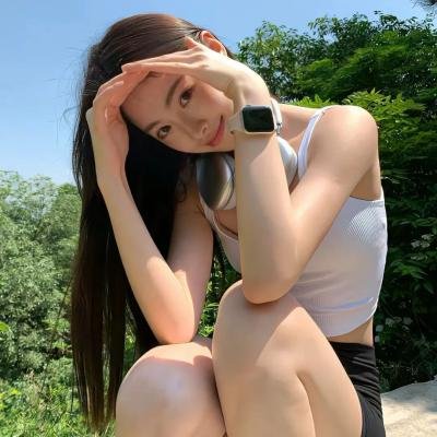 她与她的自画像